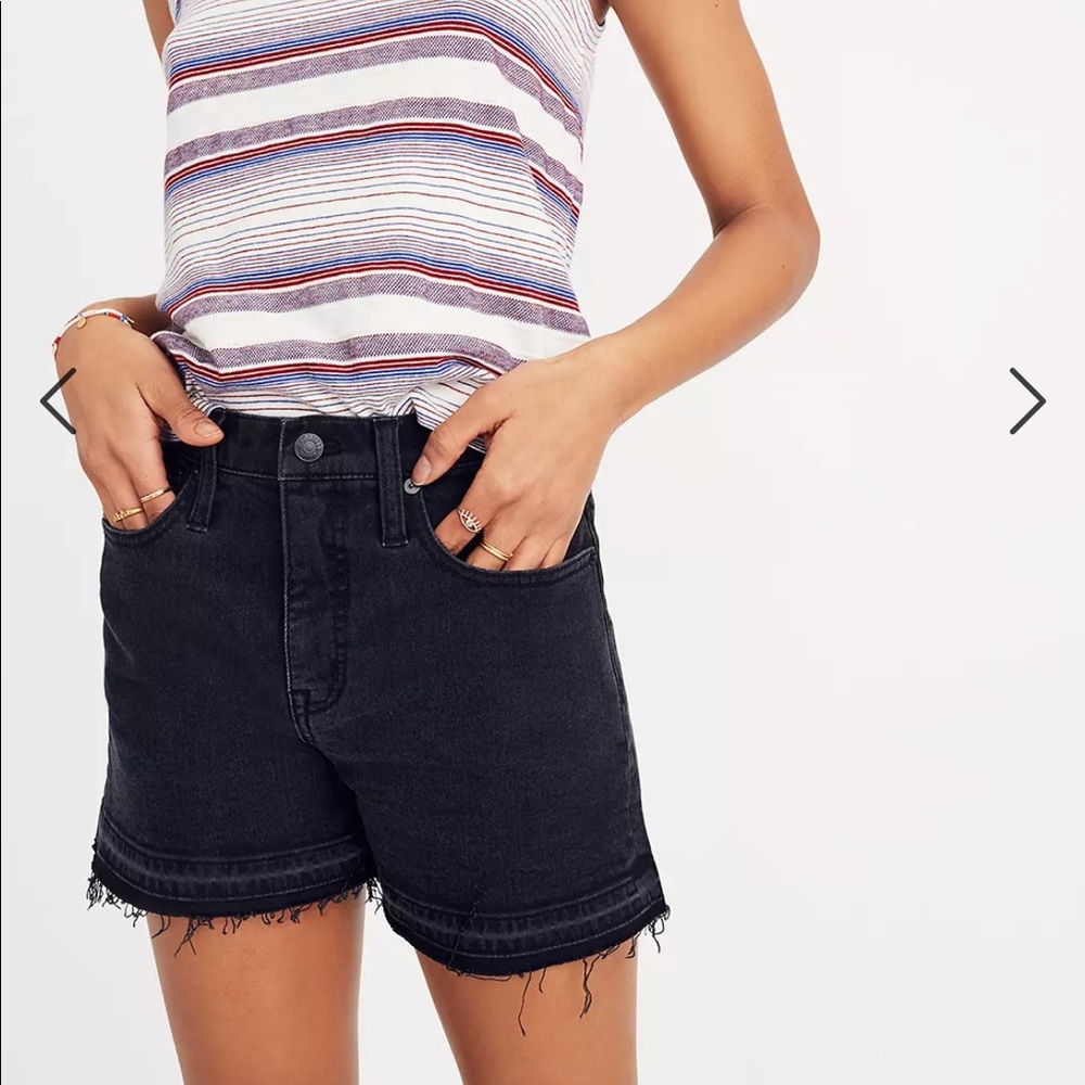 NWT Madewell High Rise Denim shorts in Cliff wash Size 27